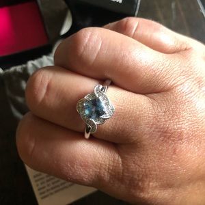 Avon sterling silver aquamarine ring size 10